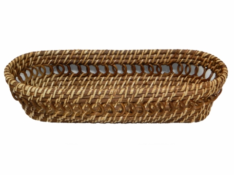 Oval rattan bread basket with pattern